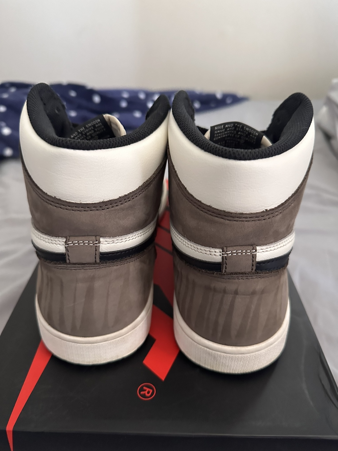 Jordan 1 Dark Mocha - Size 12 - photo 5