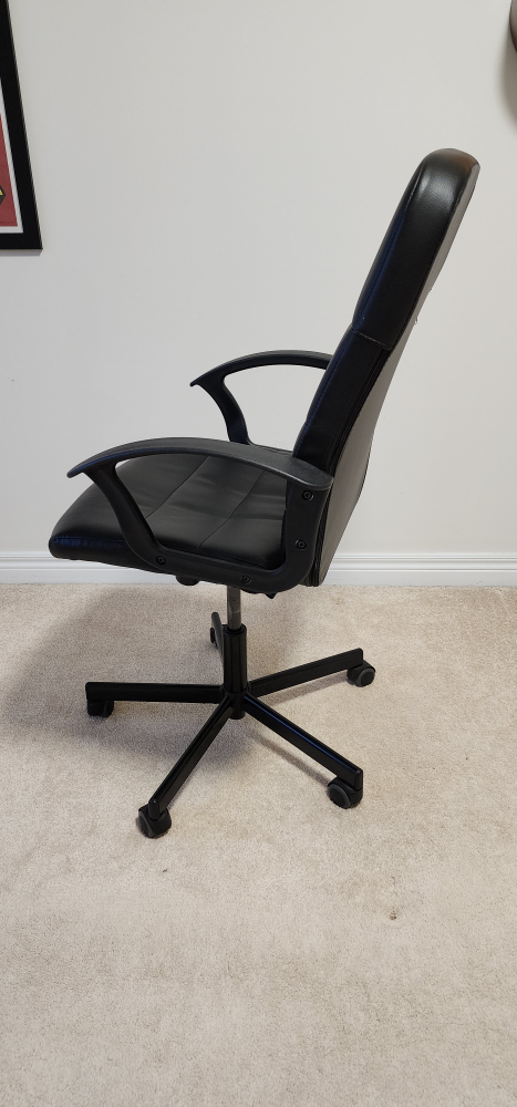 Chair - photo 2