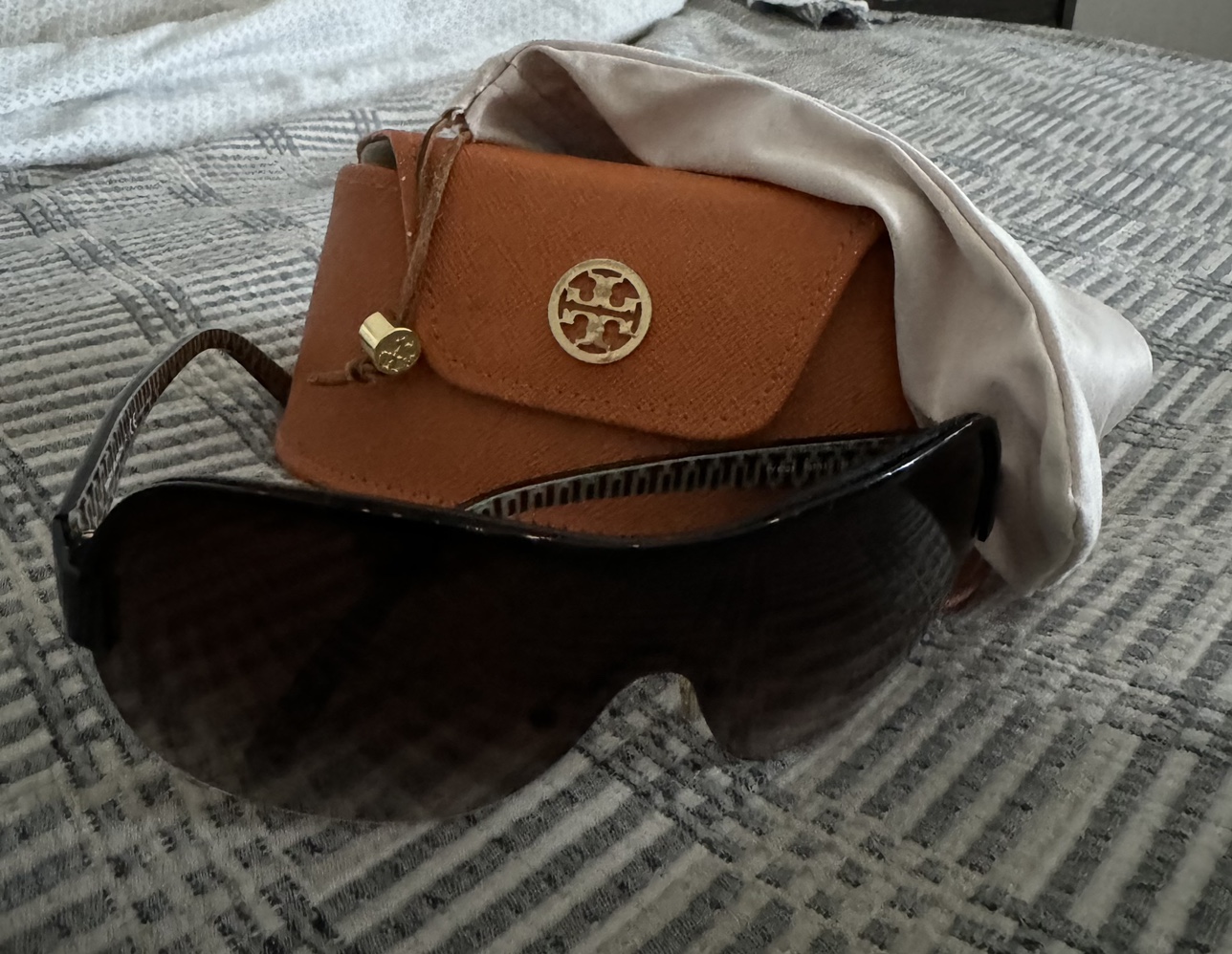 Authentic Tory Burch Sunglasses image indicator(2)