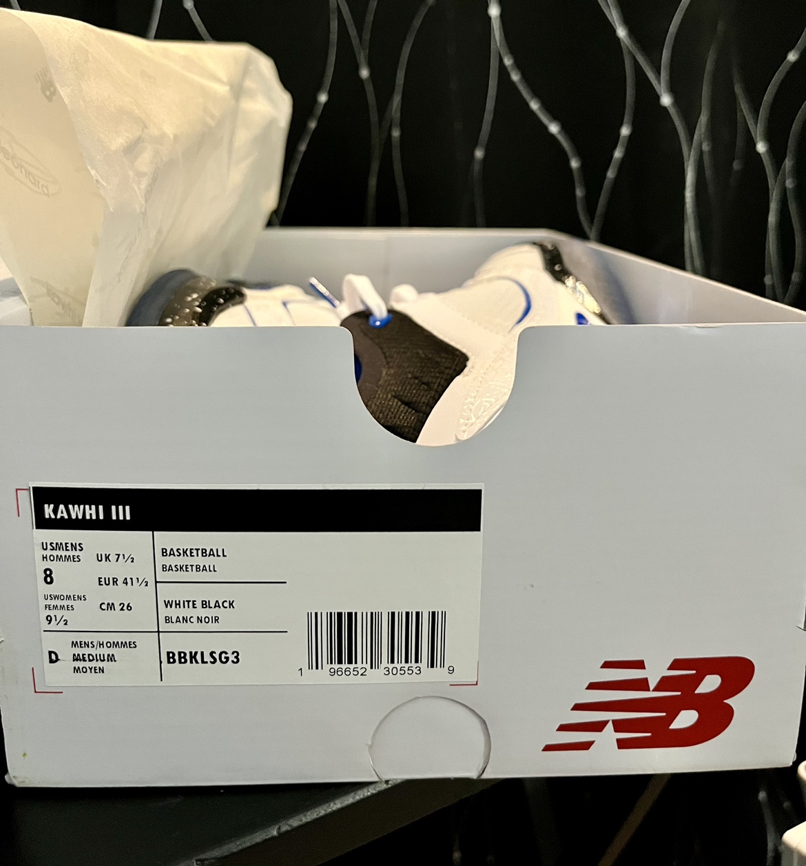 KAWHI III BASKETBALL SHOES - MEN’S SIZE 8 image indicator(3)