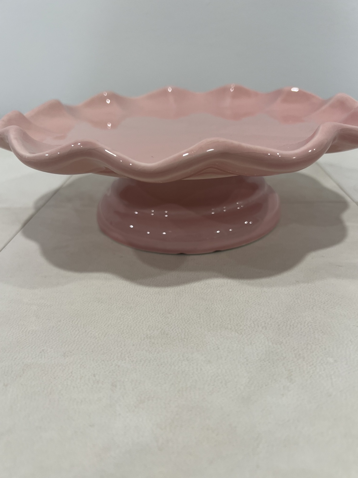 Pink Ceramic Cake Stand thumbnail