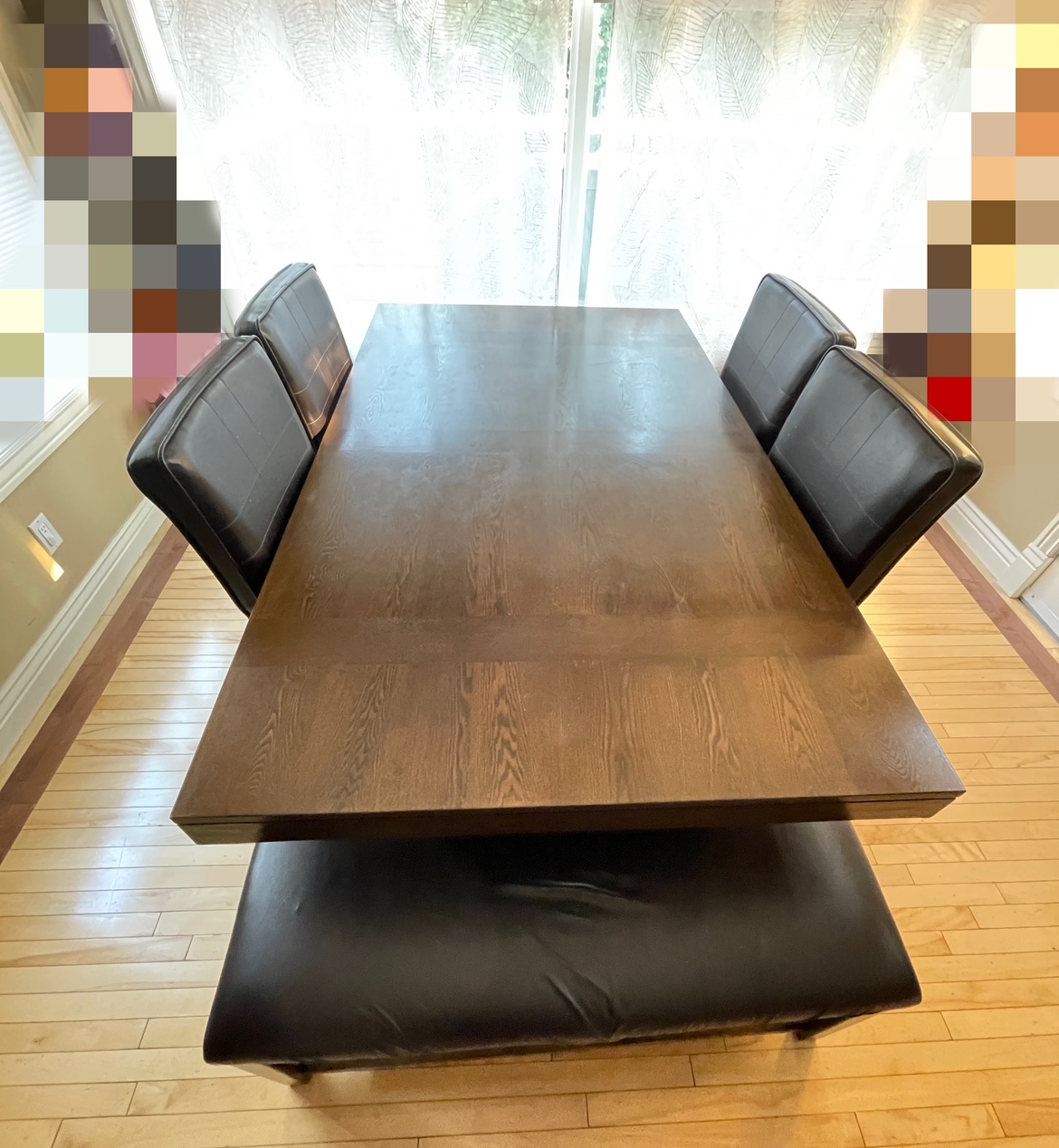 Dining Table ➕4 chairs ➕1 Bench, pick up in NW Calgary (Tuscany)