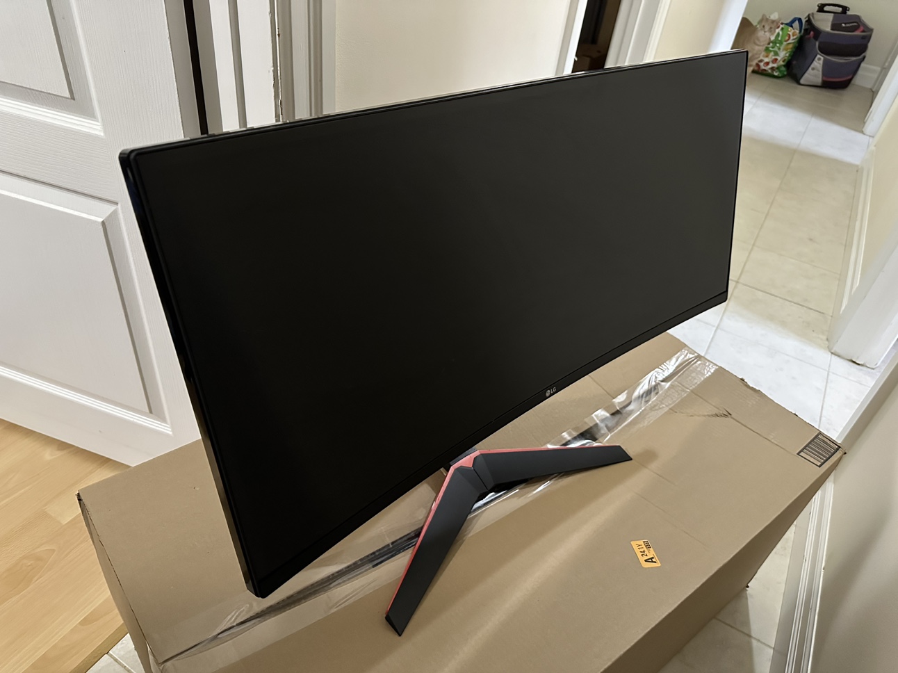 LG Ultrawide 34 inch 144hz Gaming Monitor - photo 2
