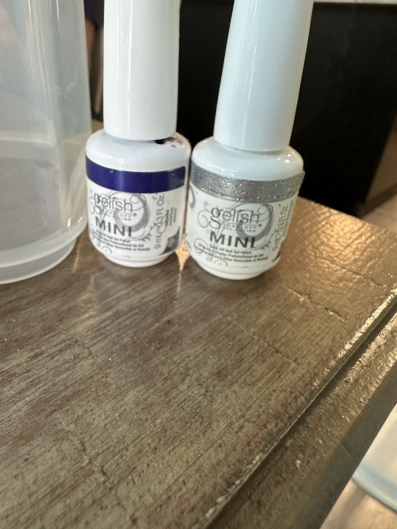 Gel polish and LED light - photo 3