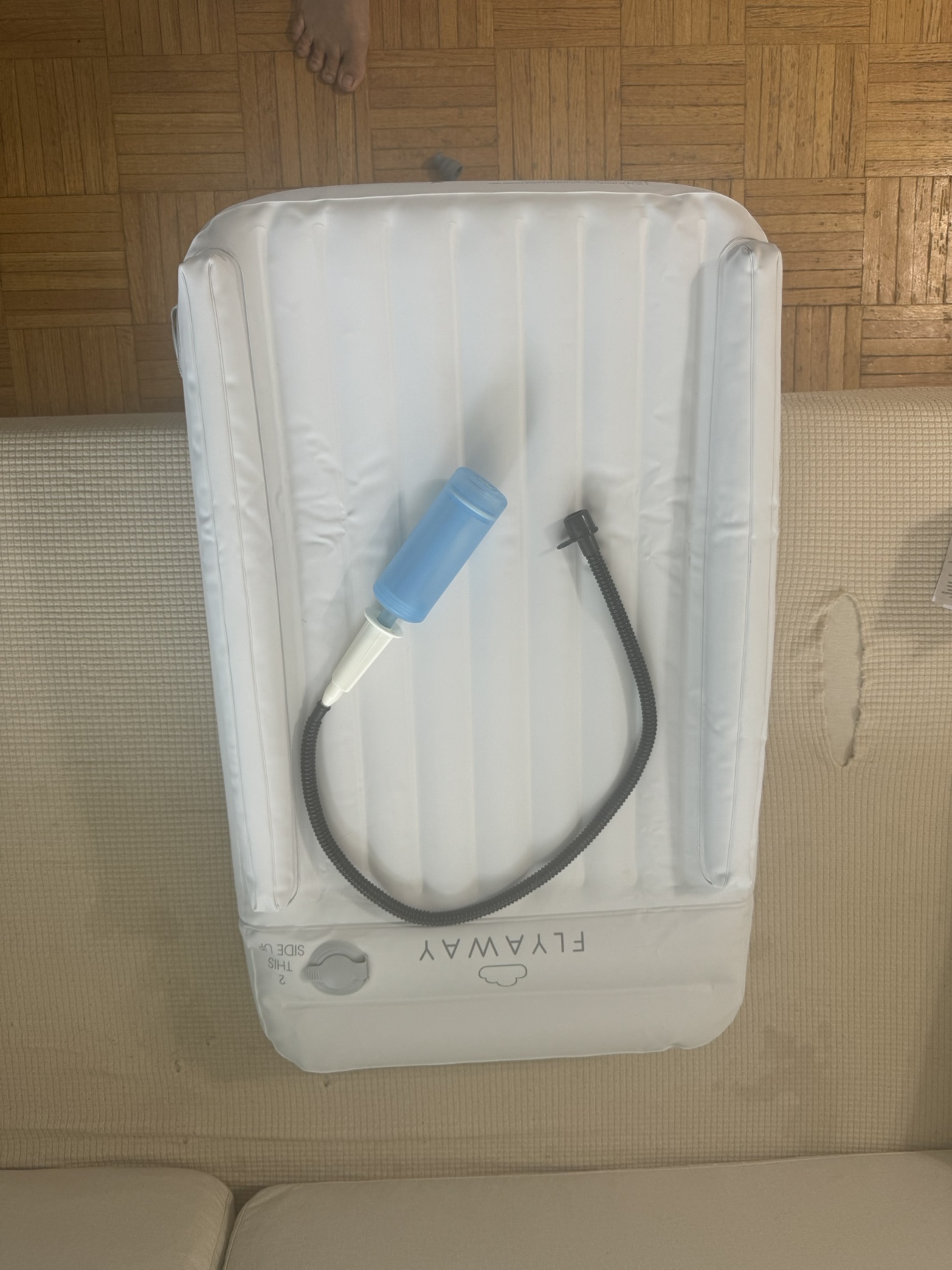 Flyaway design travel bed - photo 2