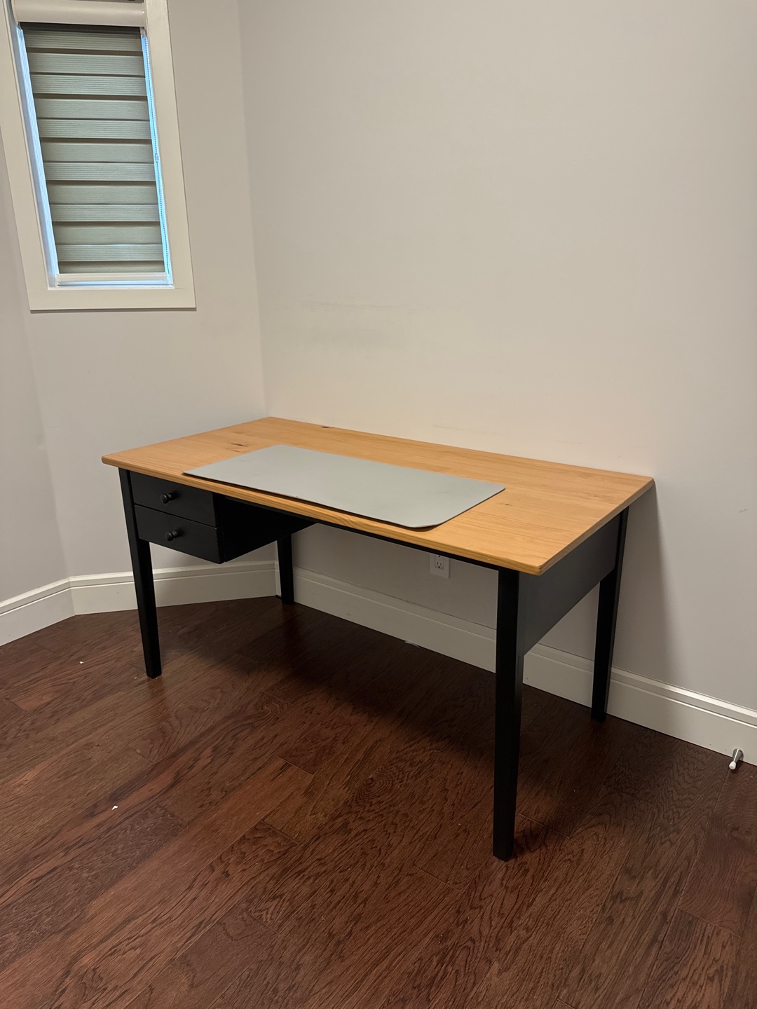 2IKEA  desks - photo 2