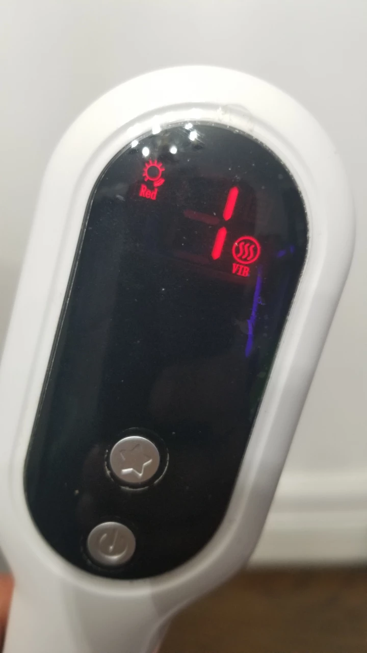 phototherapy massage comb - photo 4