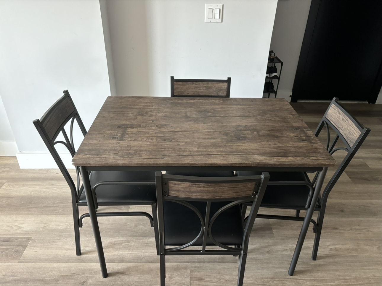 Vecelo- 4 seater dining set - photo 5