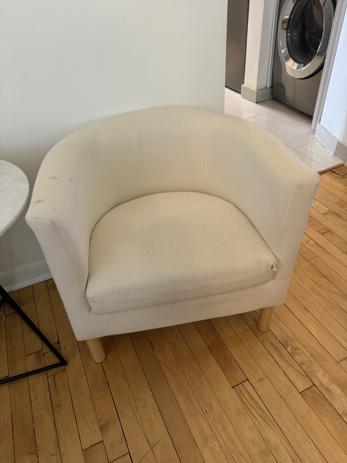 2 Ivory Accent Chairs - photo 2