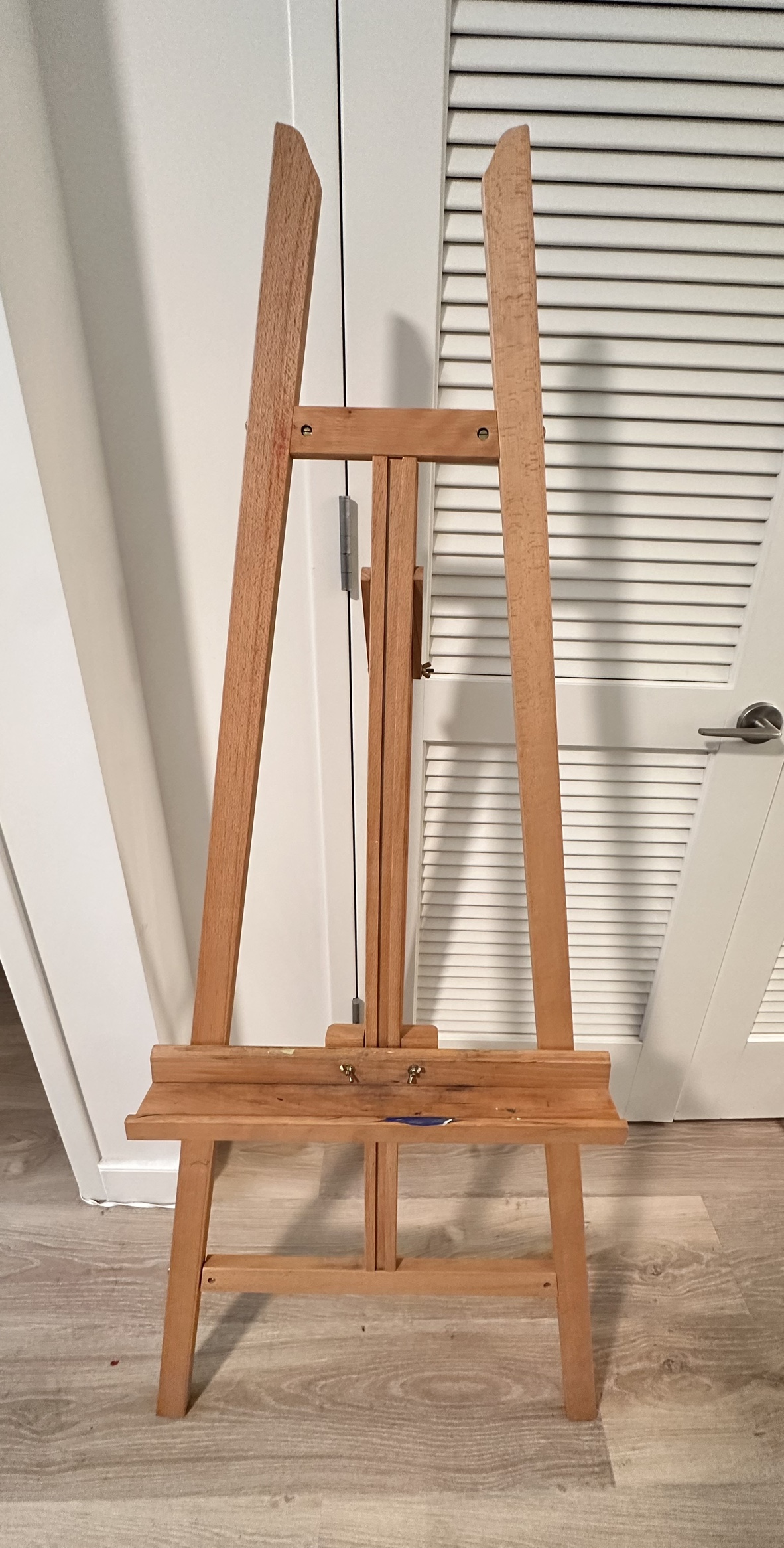 Wood Easel