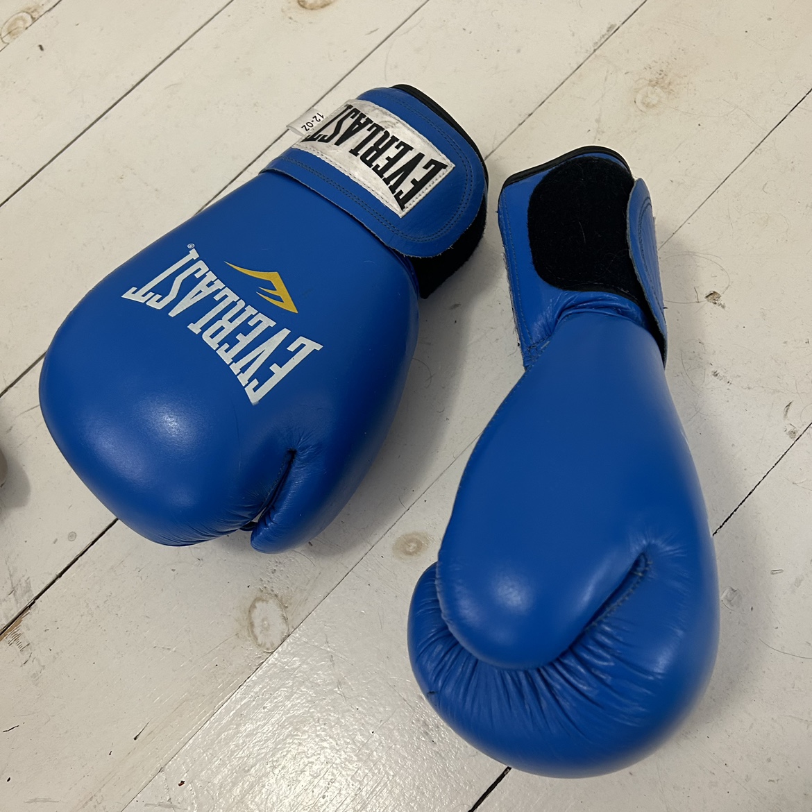 Boxing gloves