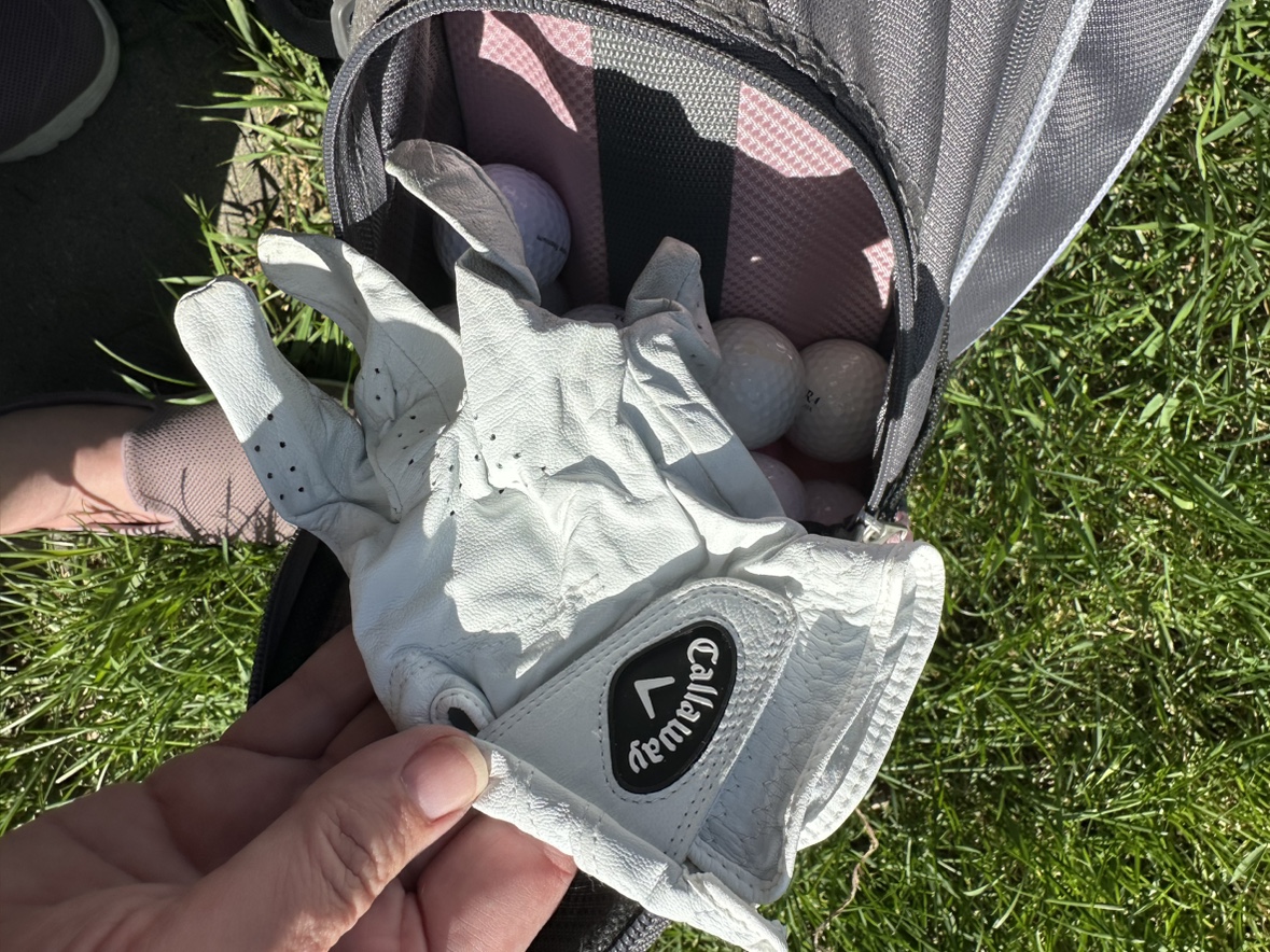 Ladies Right Golf Clubs and bag - photo 4