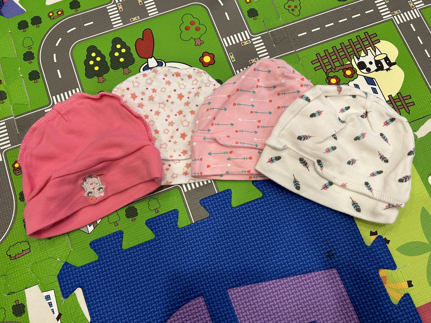 Baby hat thumbnail