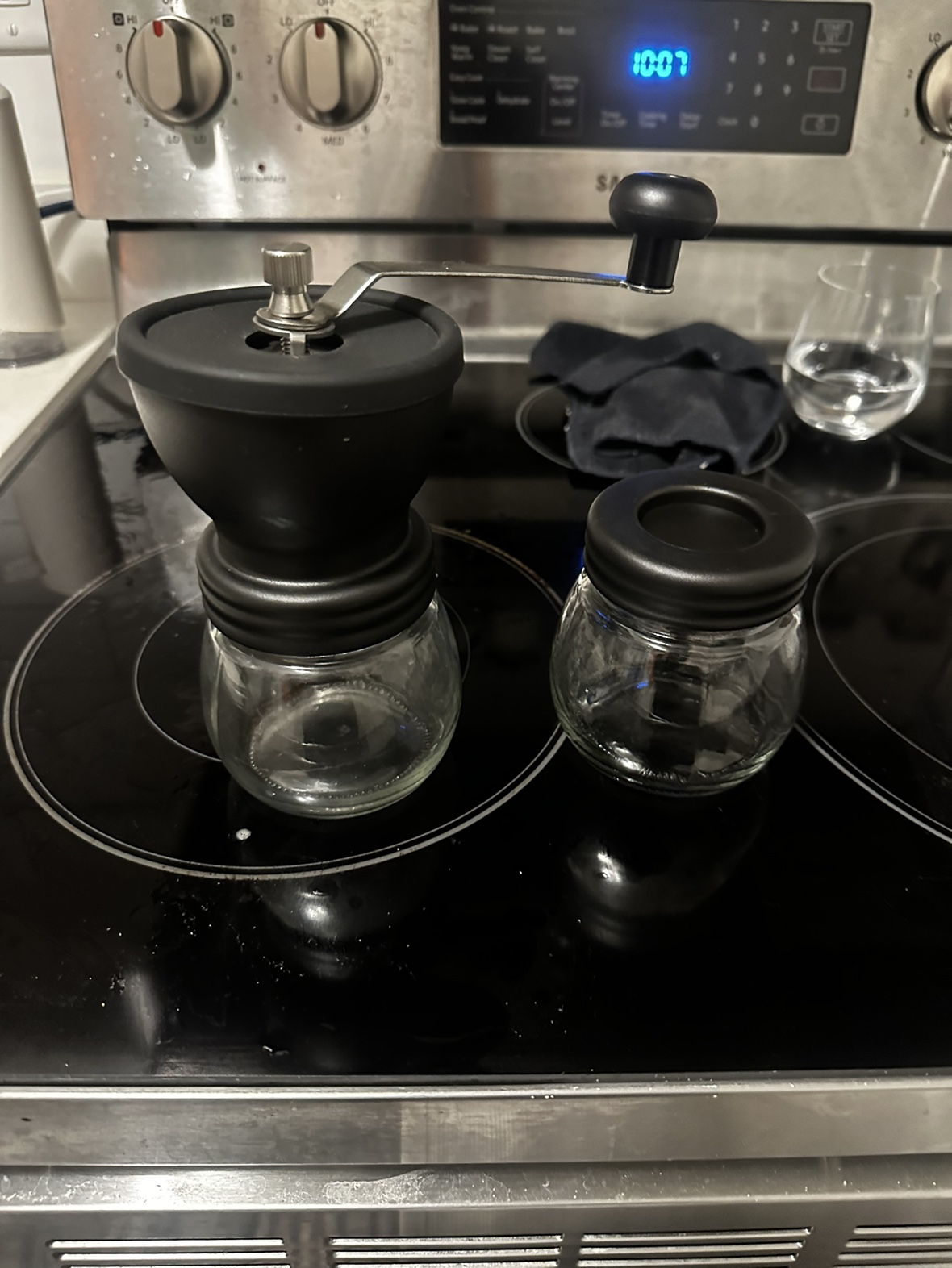 Manual coffee grinder thumbnail