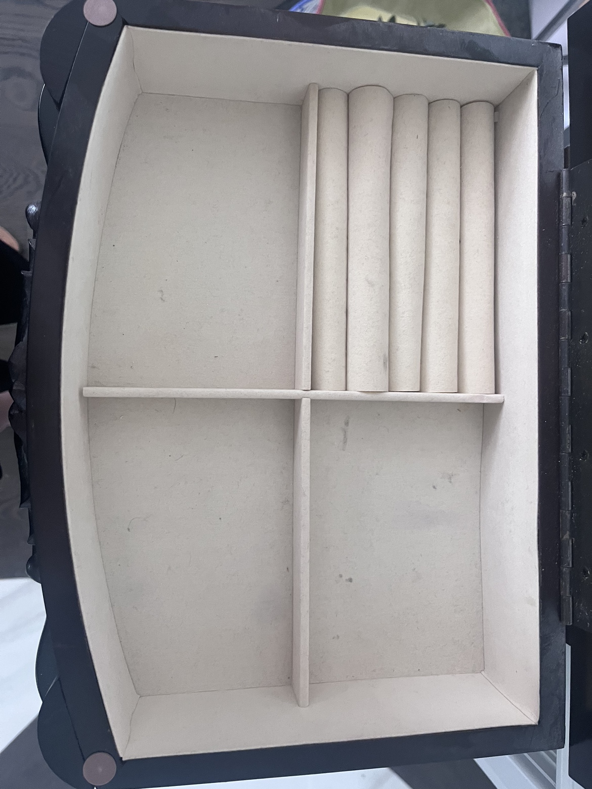 Jewelry Chest - photo 3