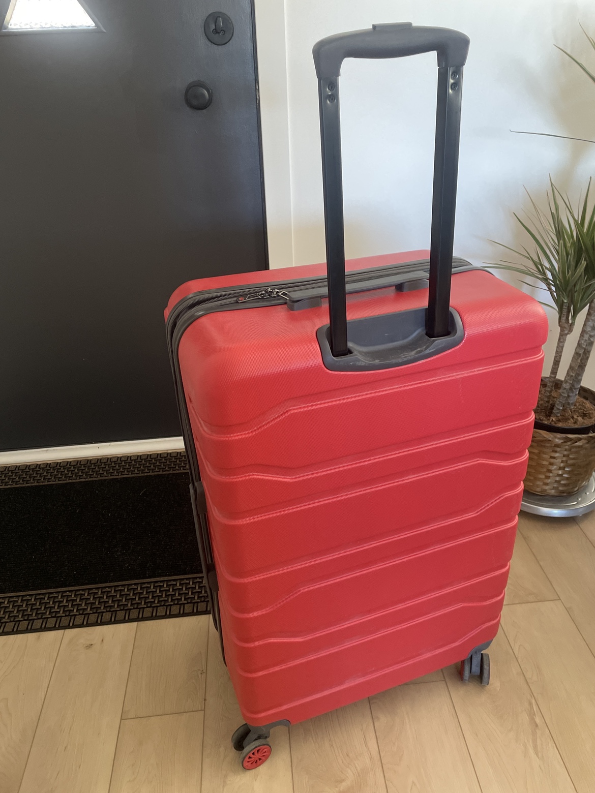 Large Air canada hardshell suitcase - photo 3
