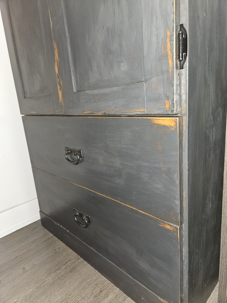 nightstand and wardrobe - photo 2