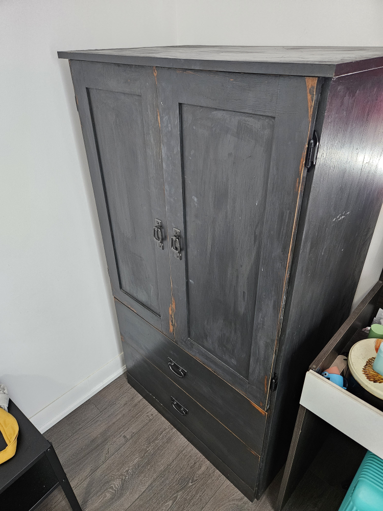 nightstand and wardrobe - photo 4