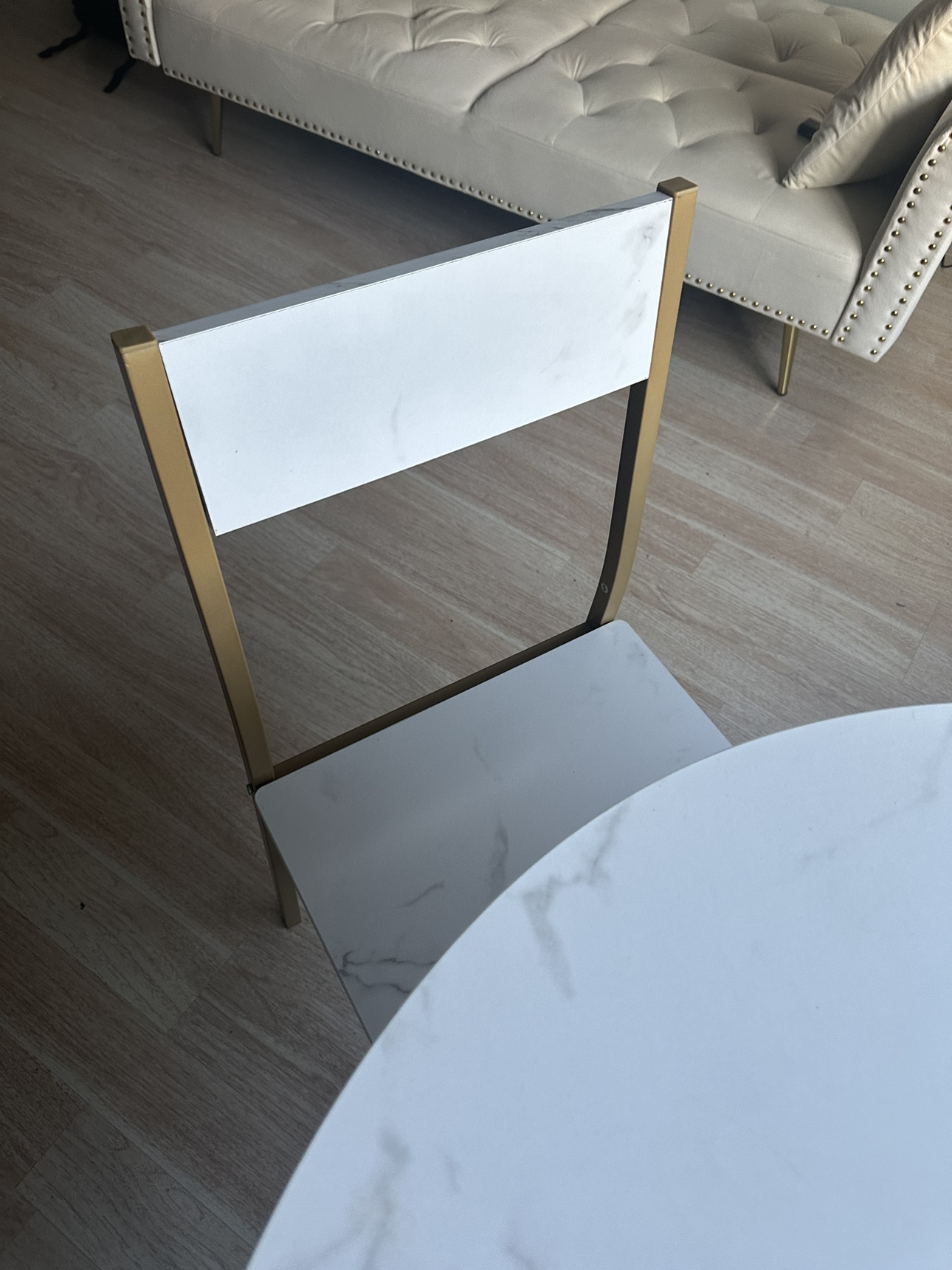 Wooden “marble” dining table with chairs - photo 2