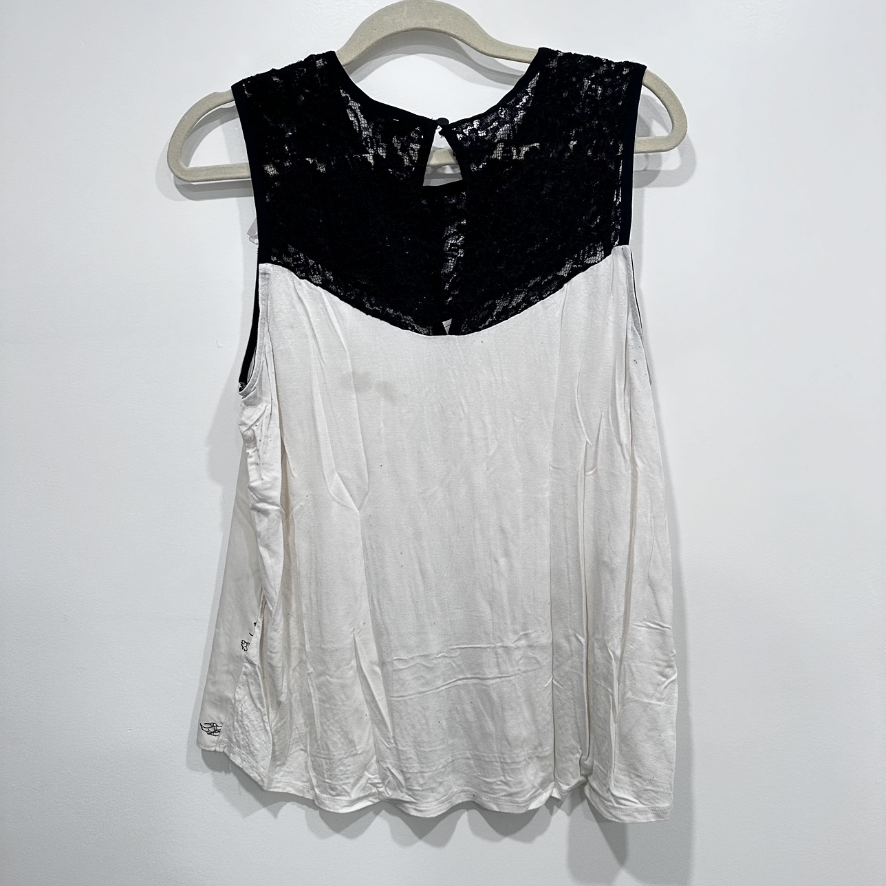 Rw&Co bird print lace top image indicator(2)