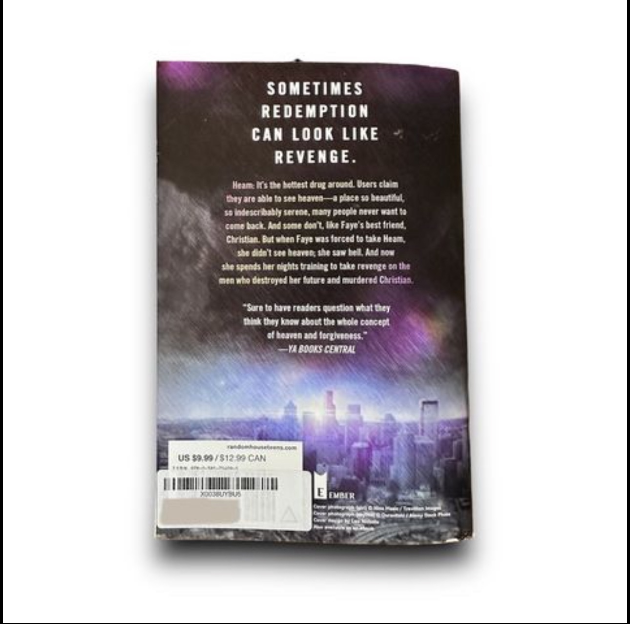 The Bodies We Wear [Paperback] by Jeyn Roberts - photo 3