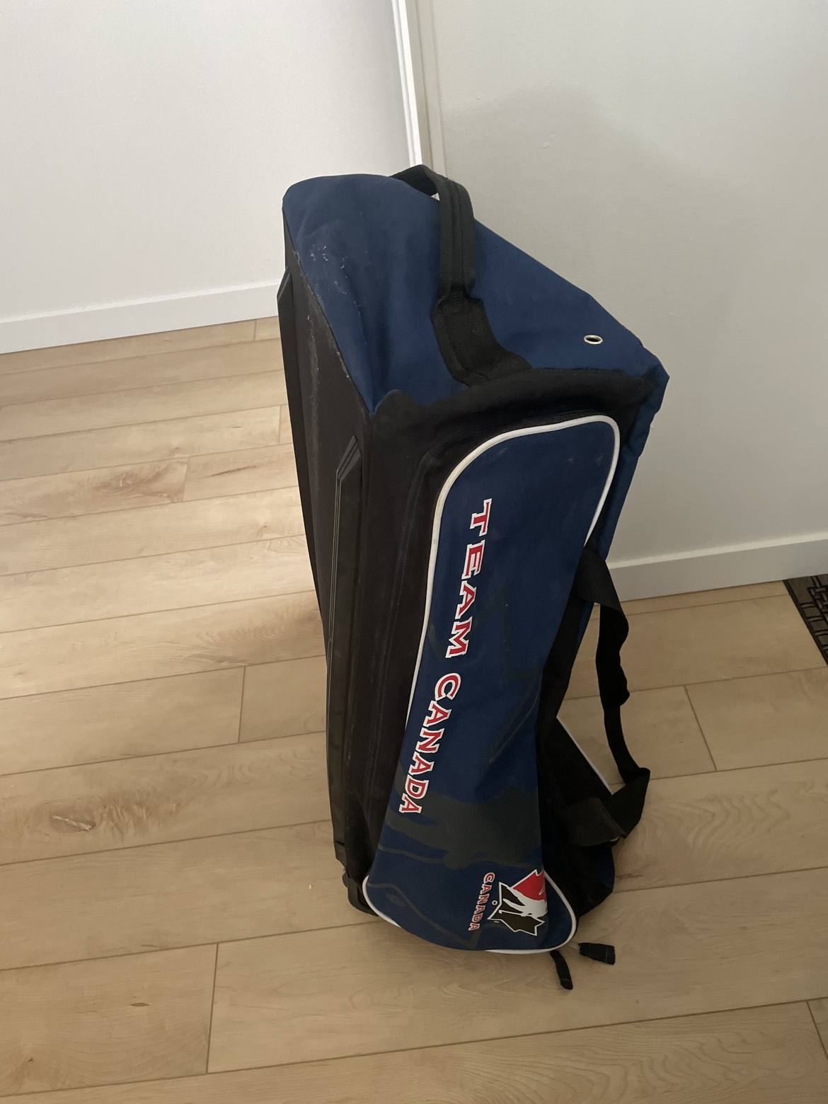 Team Canada roller duffle - photo 2