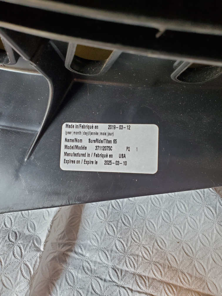 Evenflo car seat - photo 2