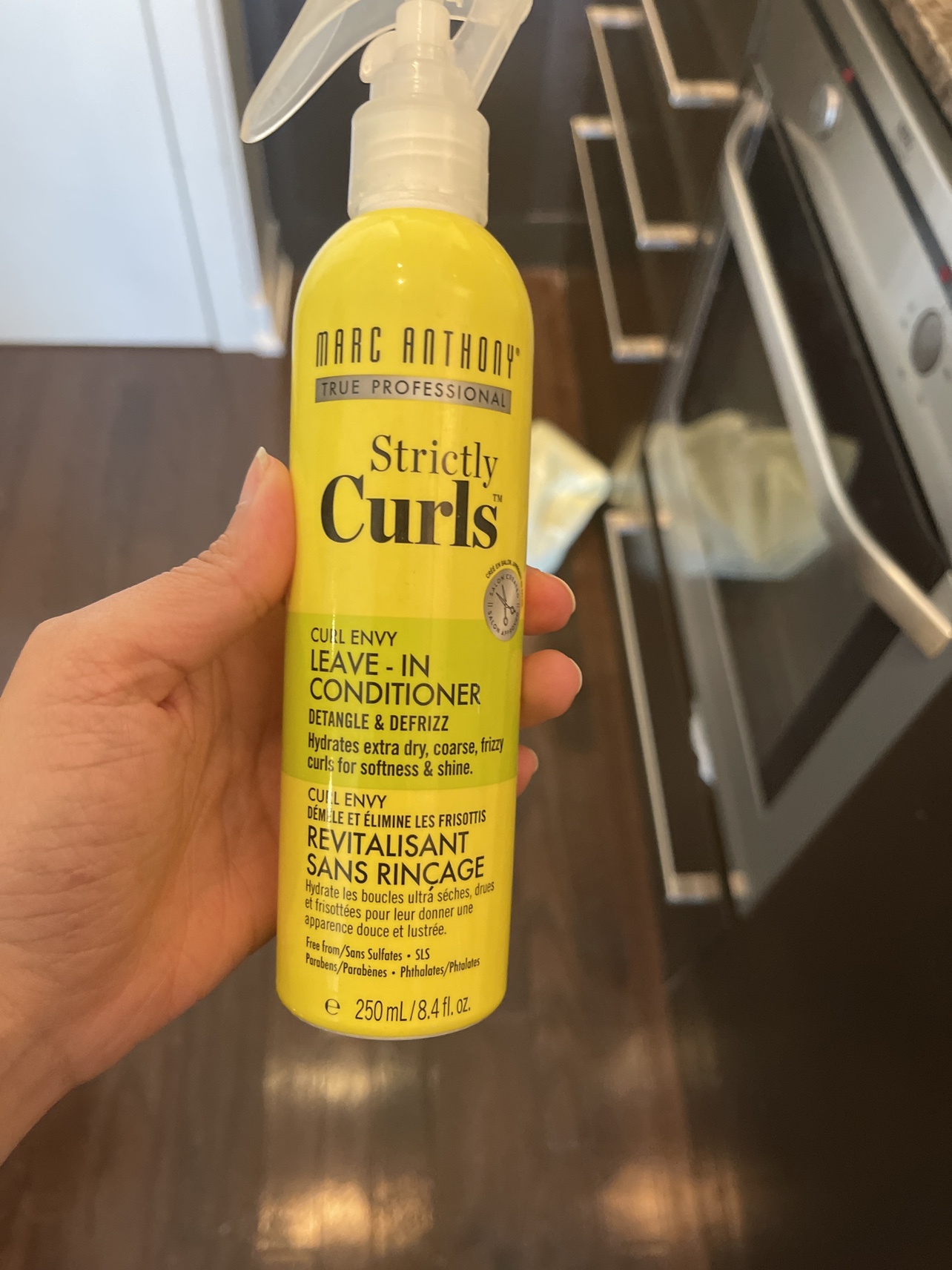 Leave in conditioner/ curly hair thumbnail