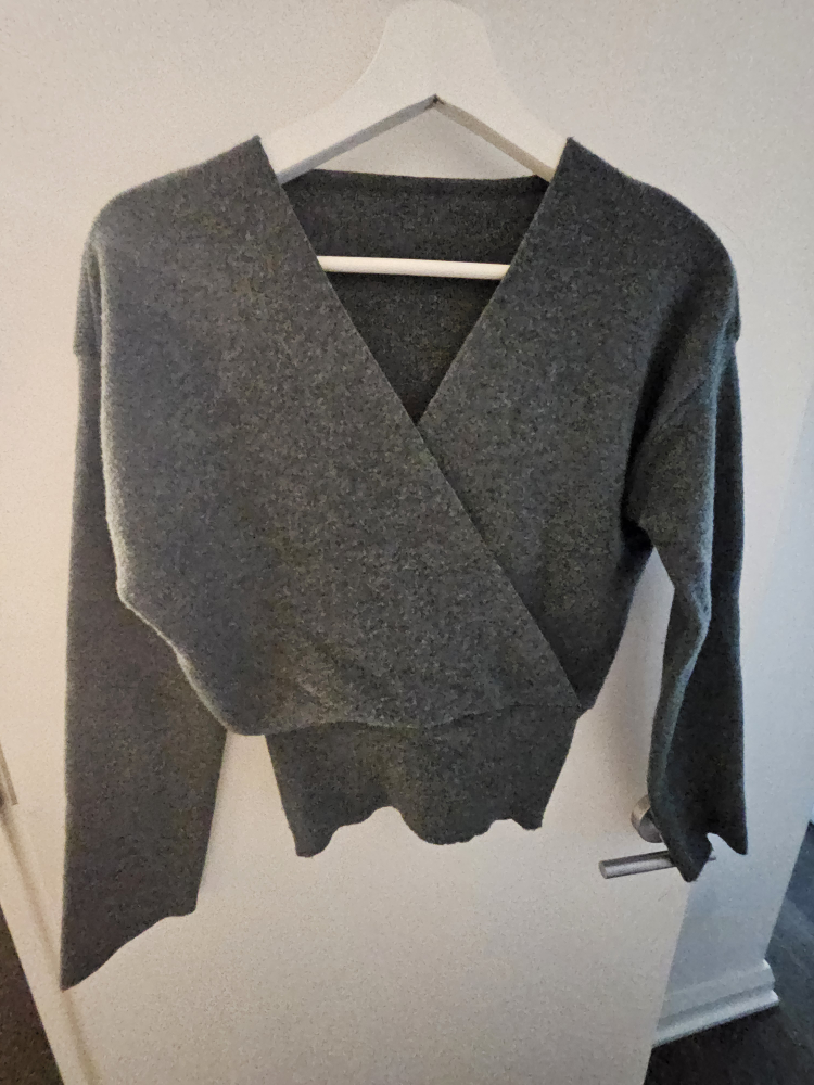 wrap style knit wear