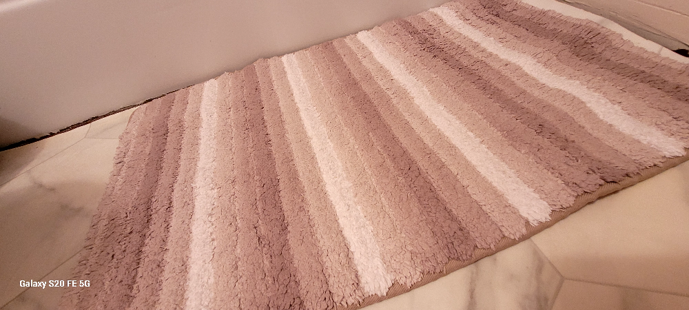 Bath Mat $5 both(reversible) - photo 5