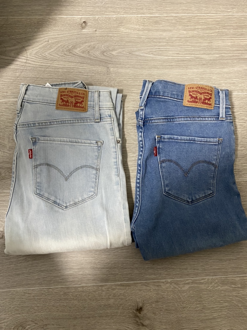 Womens Levi's Jeans