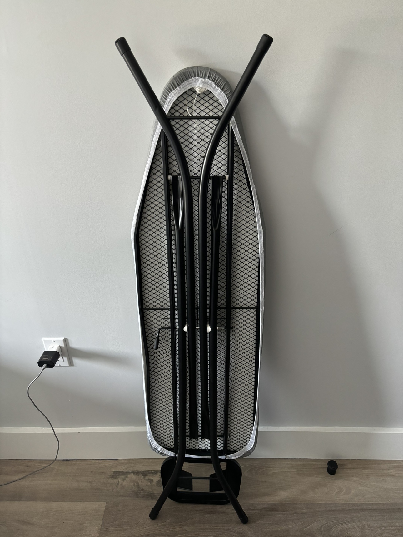 Black+Decker Iron + Ironing Board Set - photo 4