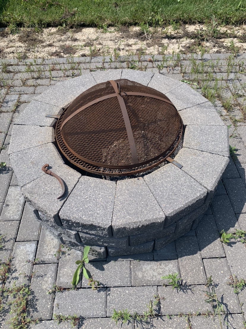 Outdoor Fire Pit (Stones and Grate) - photo 4
