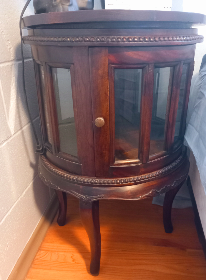 Mahogany Tea Cabinet with Tray Top