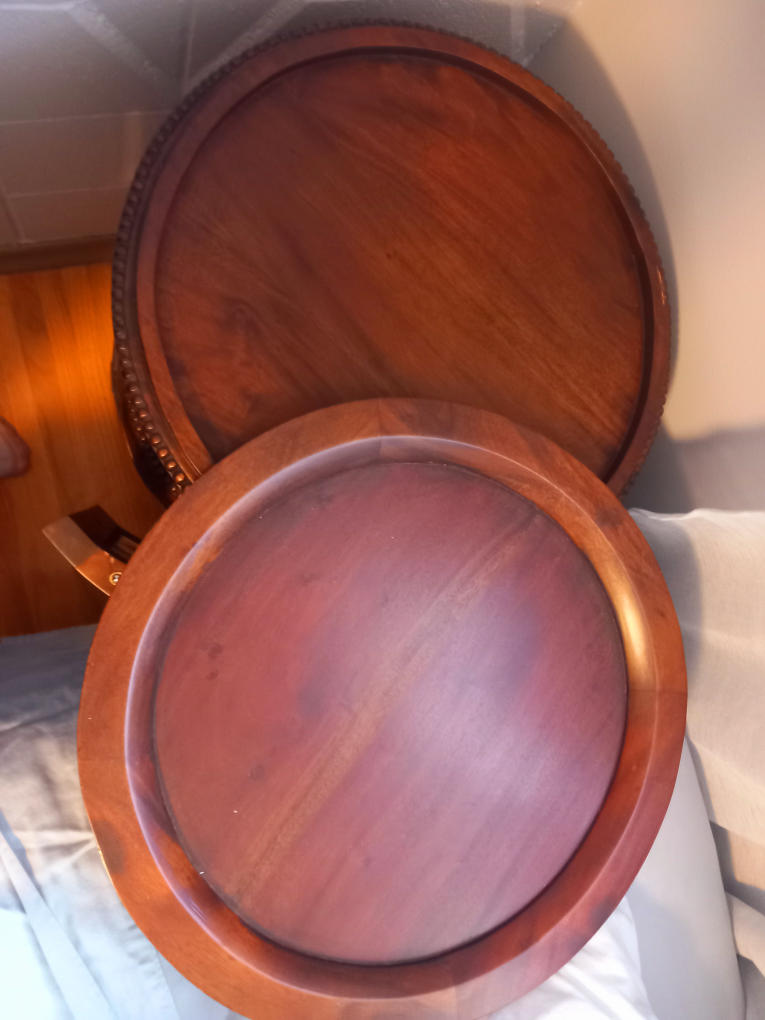 Mahogany Tea Cabinet with Tray Top - photo 4