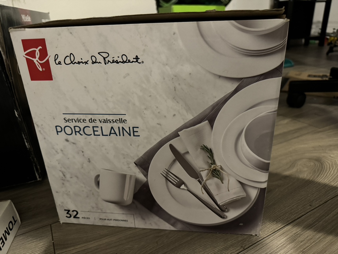 Dinnerware set (President’s Choice) - photo 2