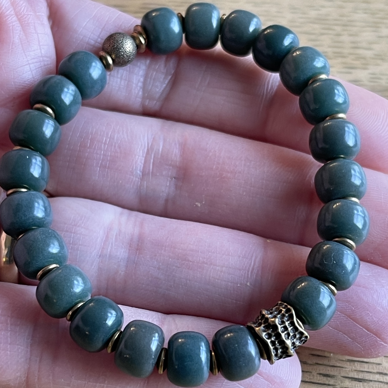 Green Bodhi handcrafted bracelets - Enlightenment ⚽️ image indicator(2)