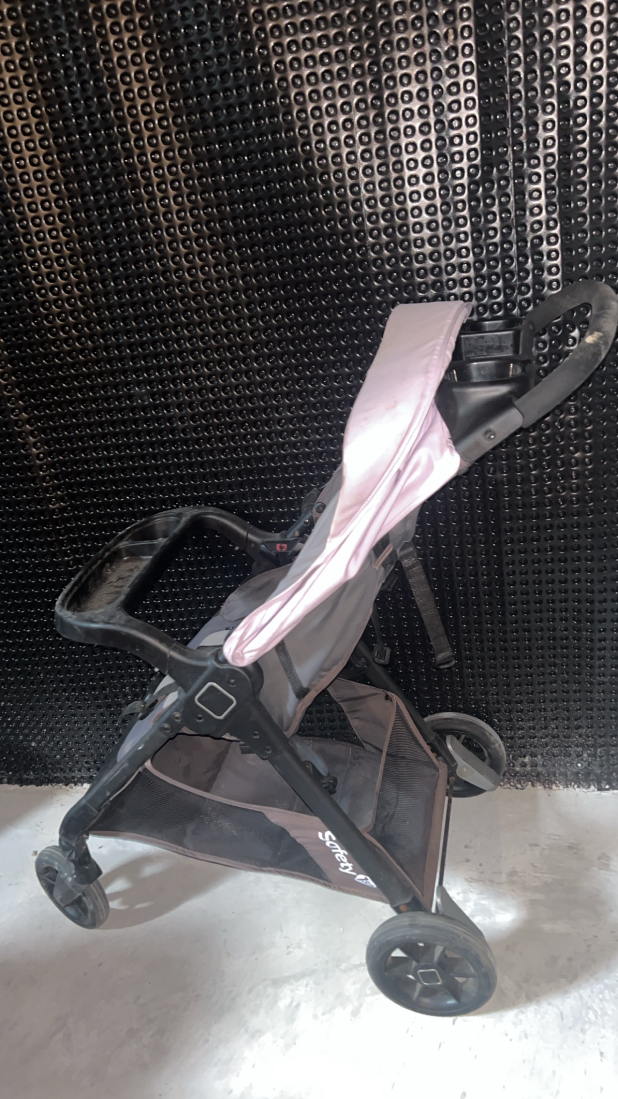 Safety 1st Umbrella Stroller Black & Violet image indicator(2)