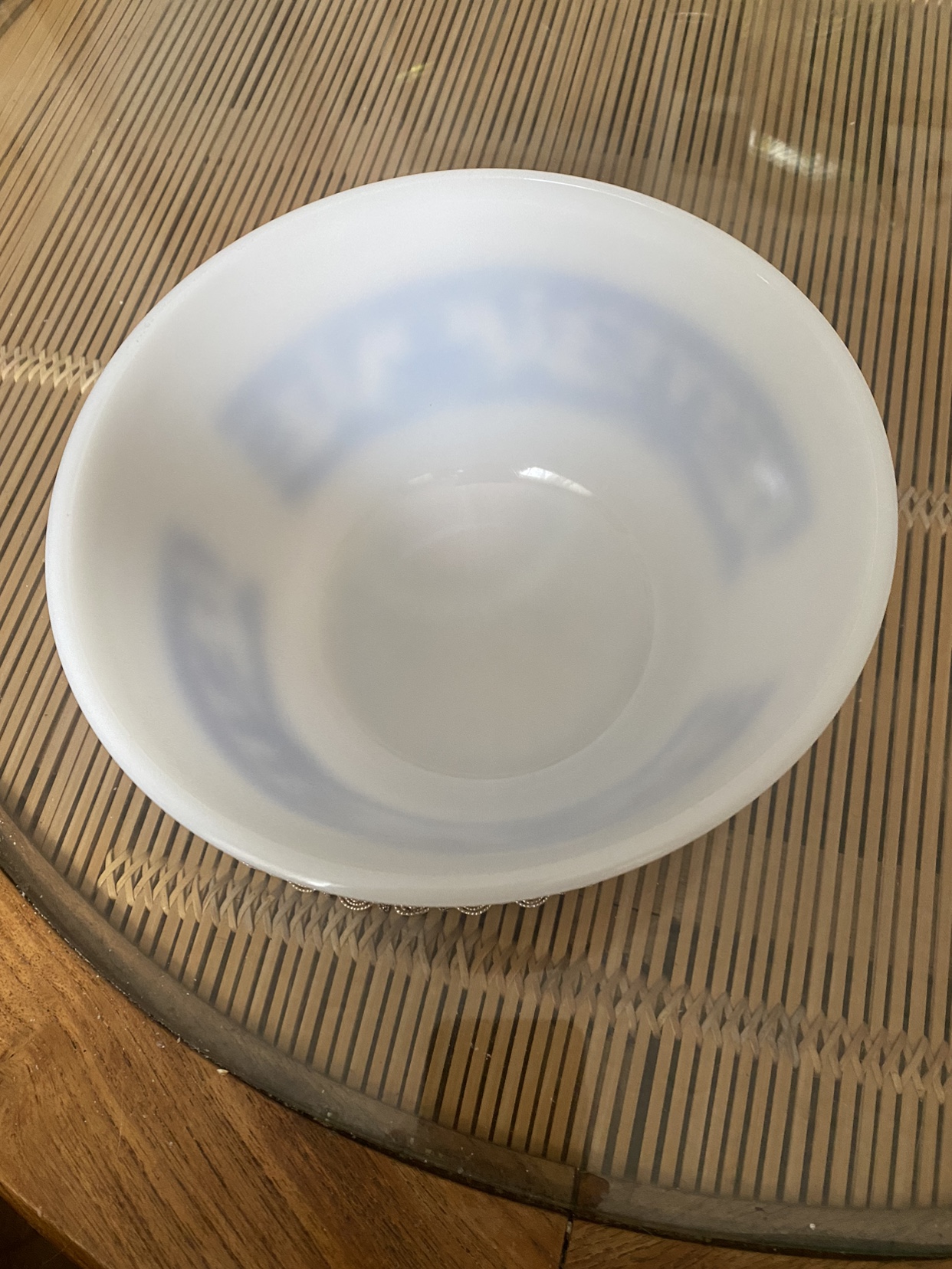 FireKing milk glass mixing bowl - photo 3