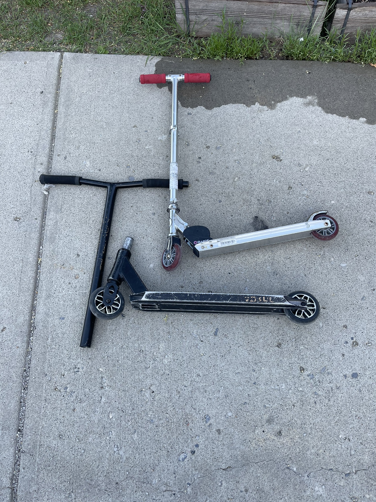 Free razor scooter and another for parts