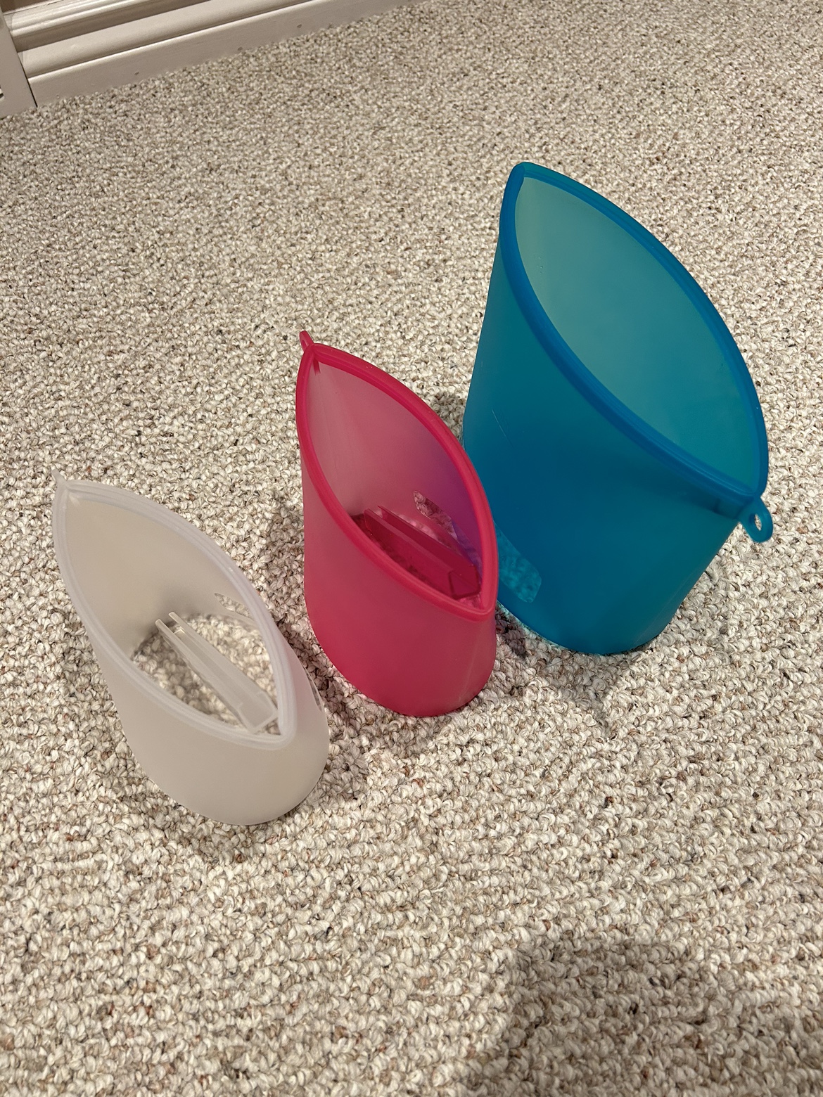 Ikea silicon 3-piece resealable zip locks - photo 2