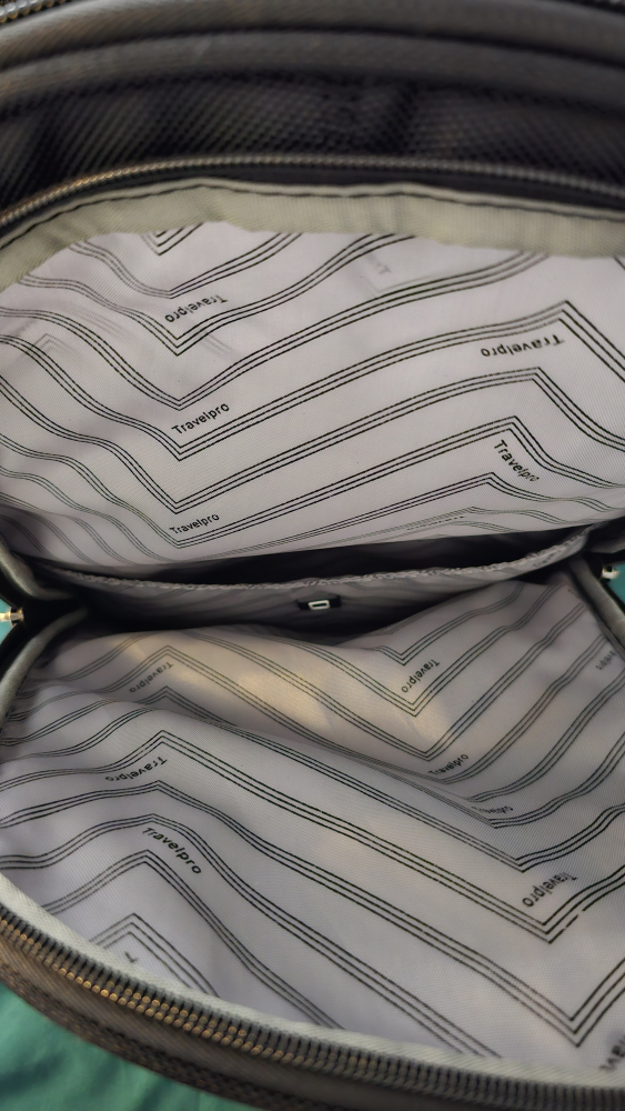 Travelpro Connoisseur Backpack image indicator(5)