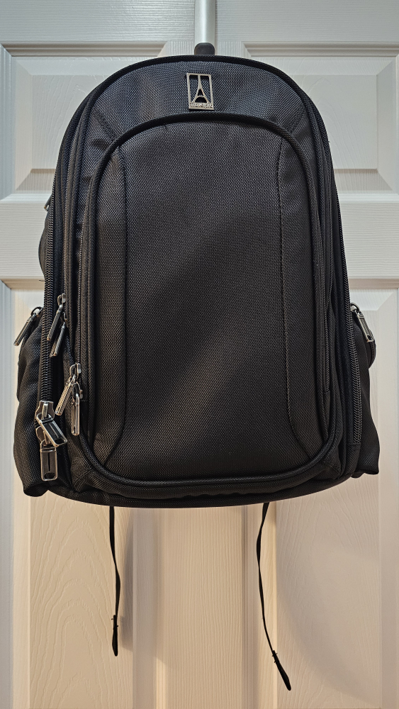 Travelpro Connoisseur Backpack image indicator(9)