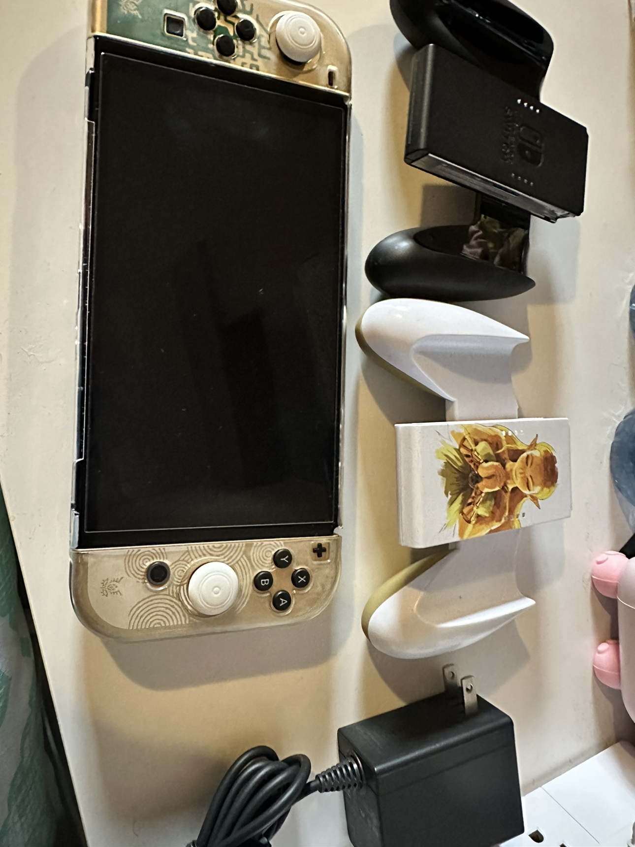 Nintendo Switch OLED Zelda Edition + Accessories