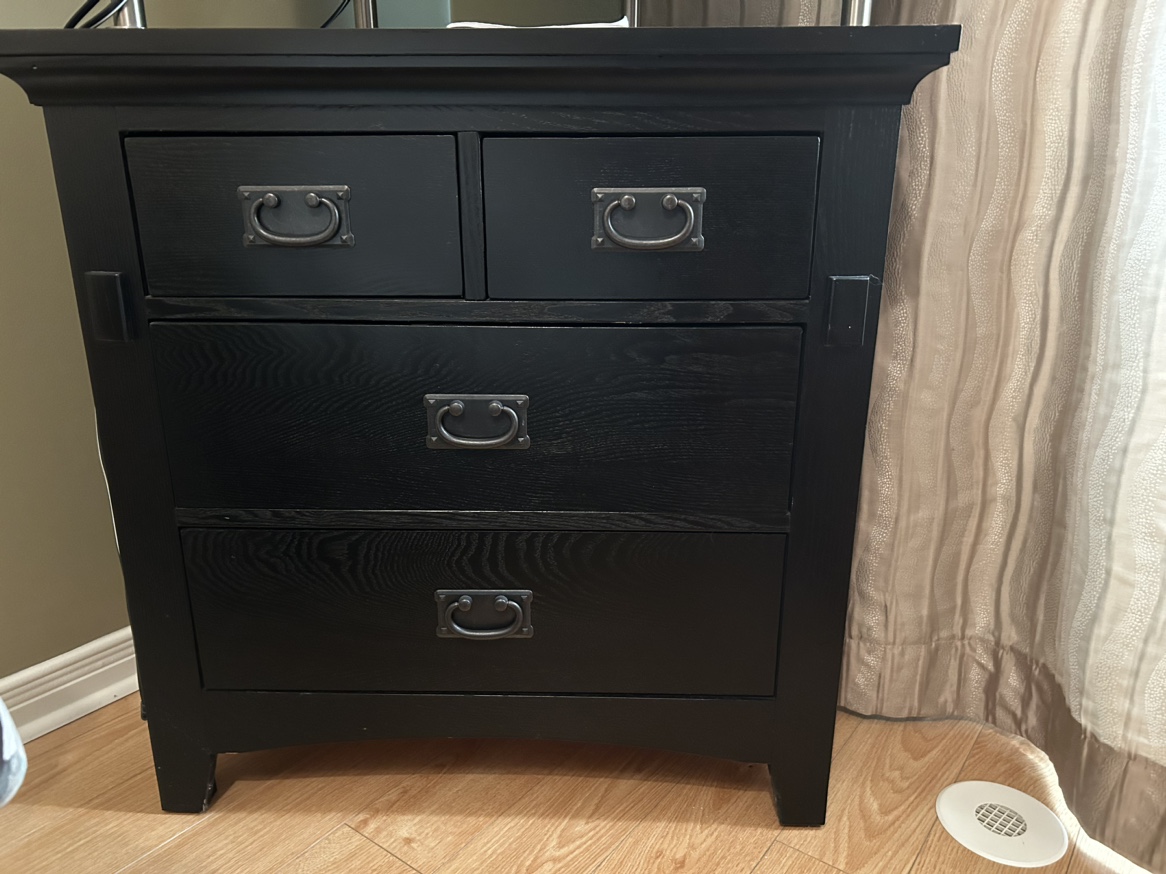 Dresser - photo 2