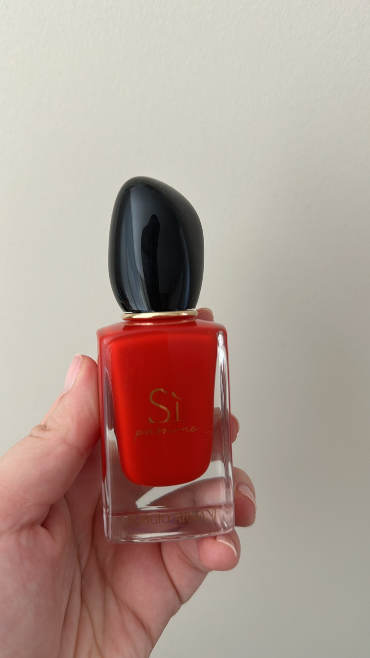 Armani Si Perfume thumbnail