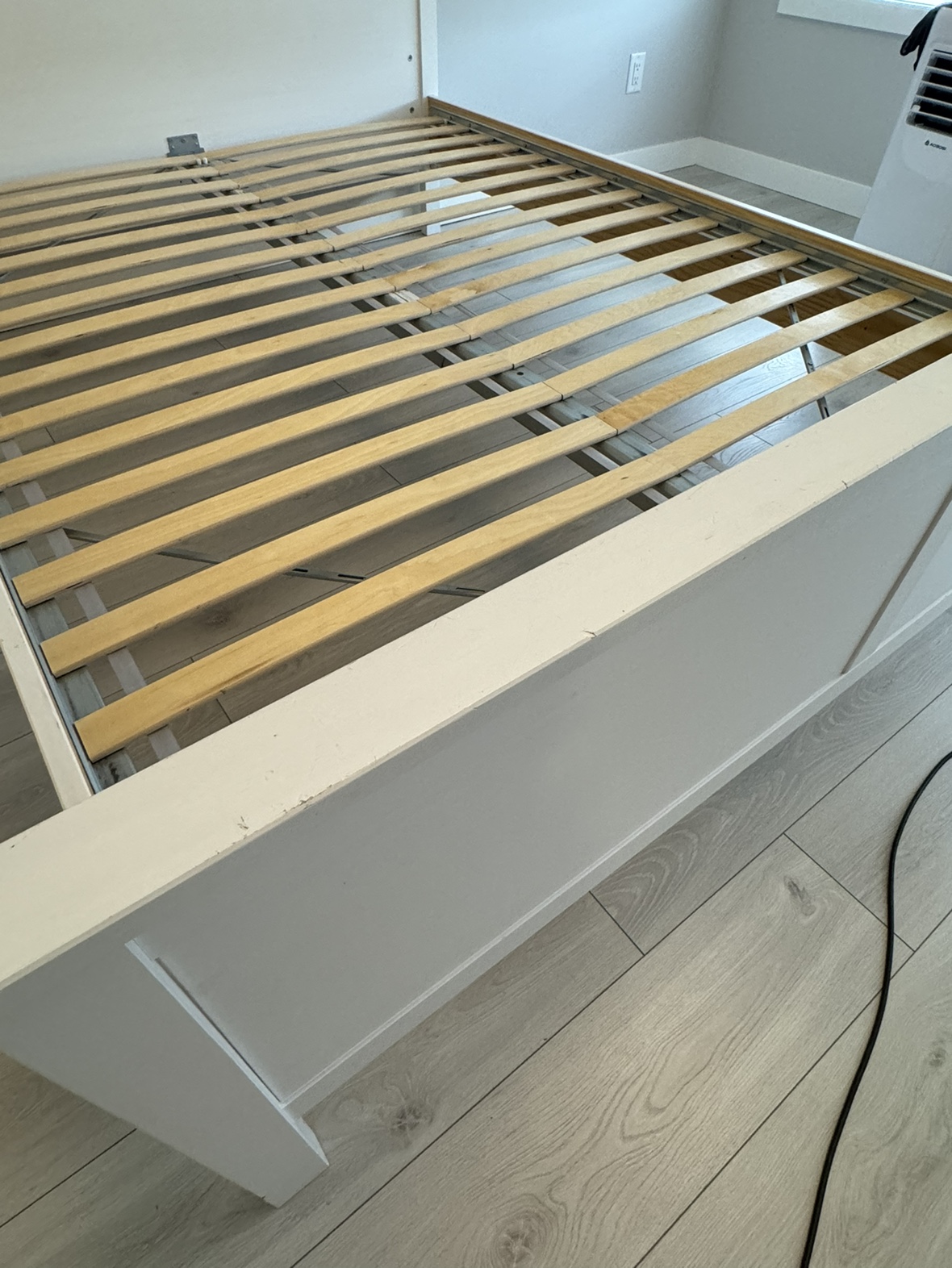 IKEA Hemnes Queen Bed Frame - photo 5