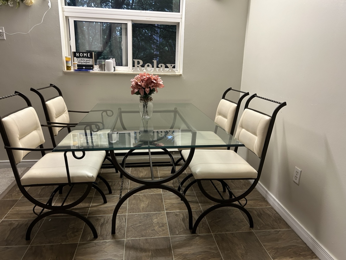 #Dining table set - photo 4