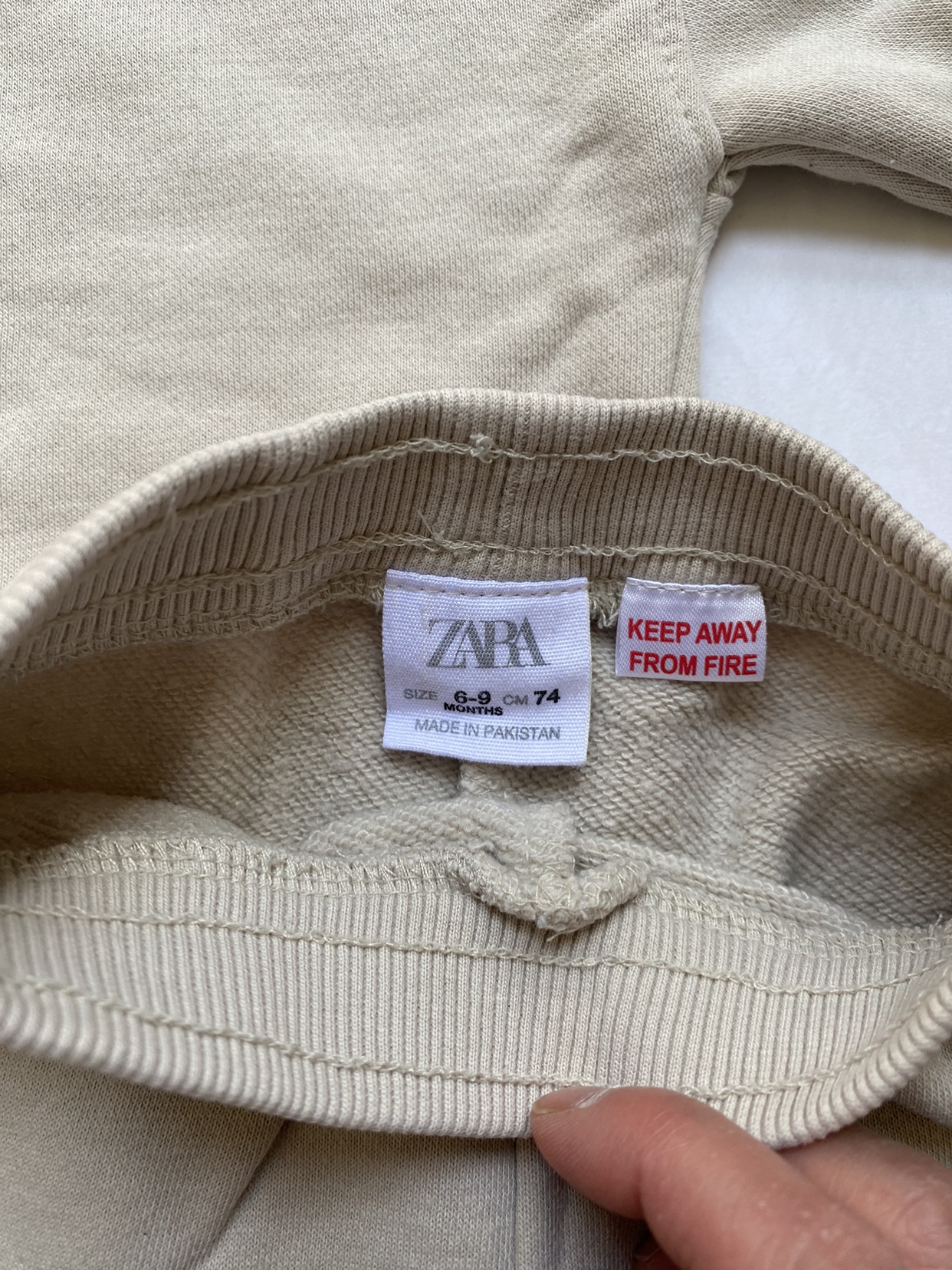 Zara baby 2pc tracksuit, 6-9mth ⚽️ image indicator(4)