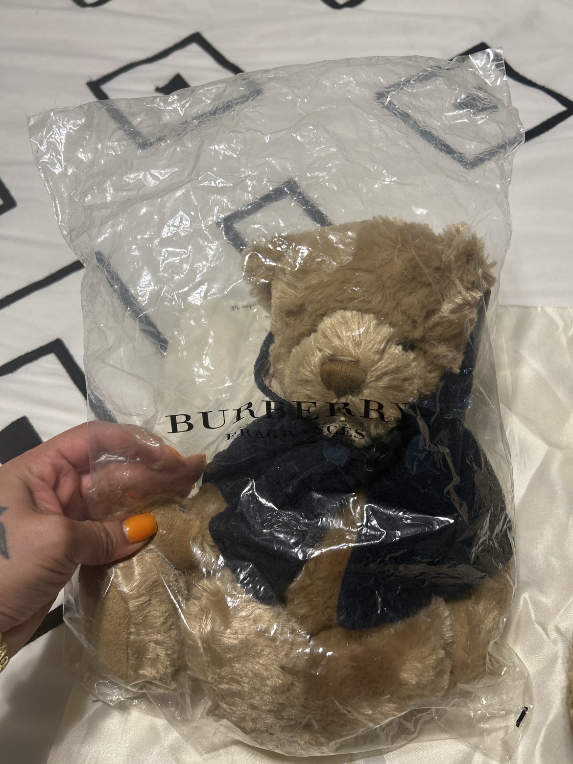 Burberry Teddy Bears image indicator(3)